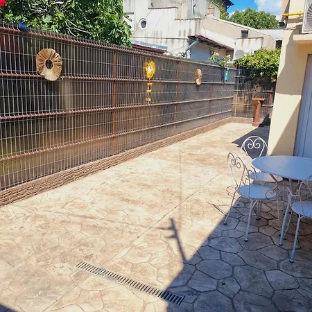 Sonia 2 La Curte Daire Köstence