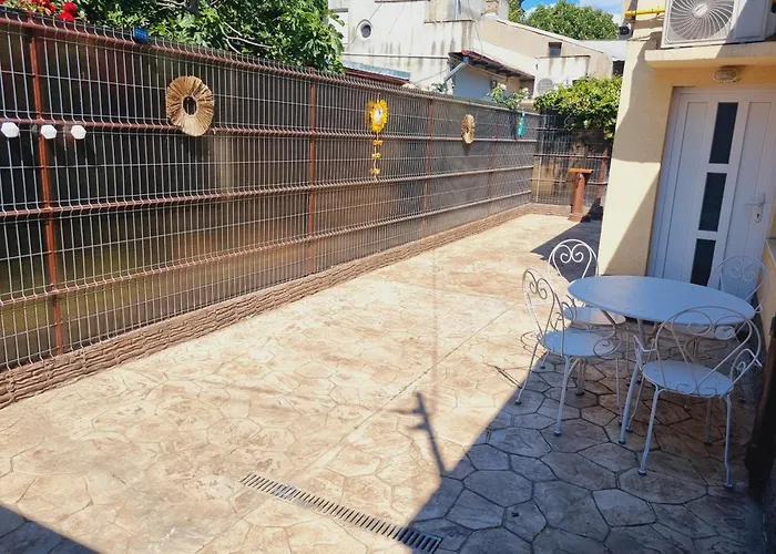 Sonia 2 La Curte Apartment Constanta