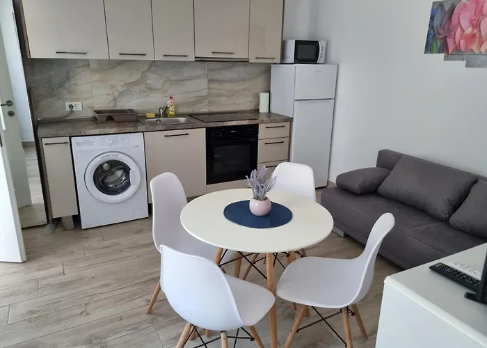 Apartment Sonia 2 La Curte *